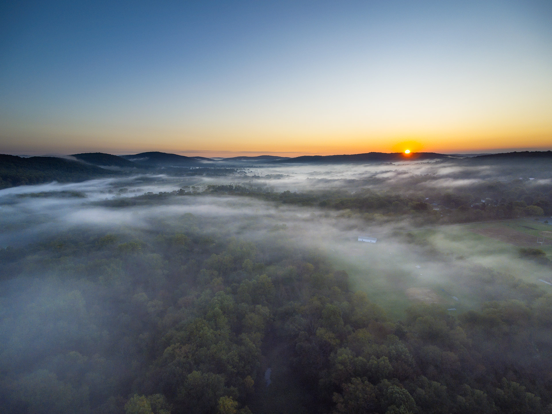 Morning Fog In The Valley Backdoor Arts